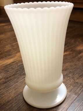 Vintage Milk Glass Vase E.O. Brody M5000 Ribbed Pedestal 7.75”